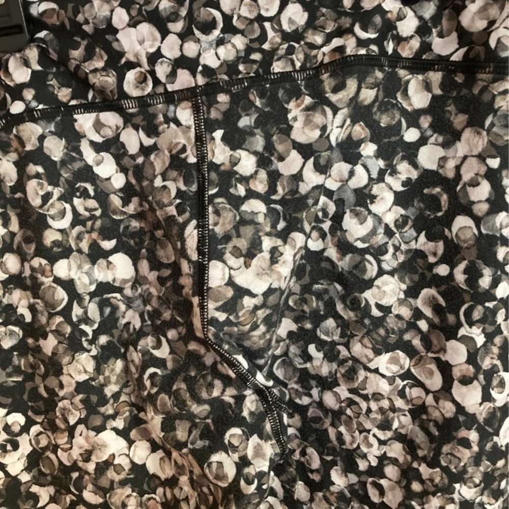 Fabletics Leggings - Picture 3 of 4